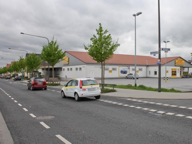 Maßbornstr.  60/Eing. Netto