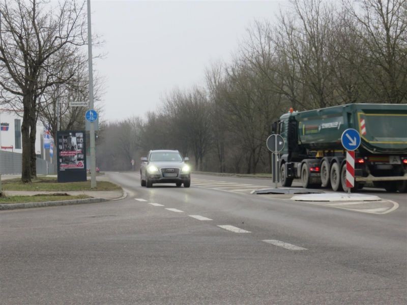 Hans-Lorenser-Str. vor Siemensstr./We.li.