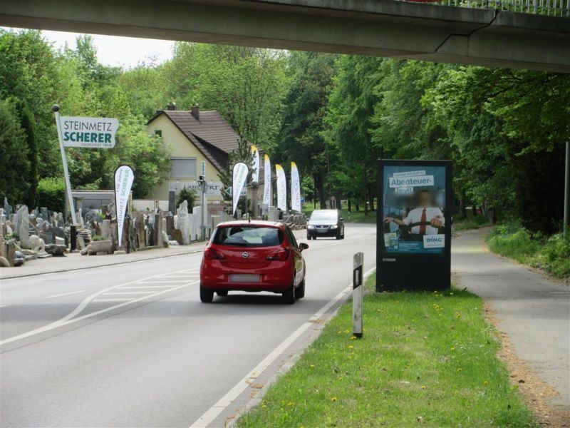 Stuttgarter Str. vor Fachhochschule sew./We.re.