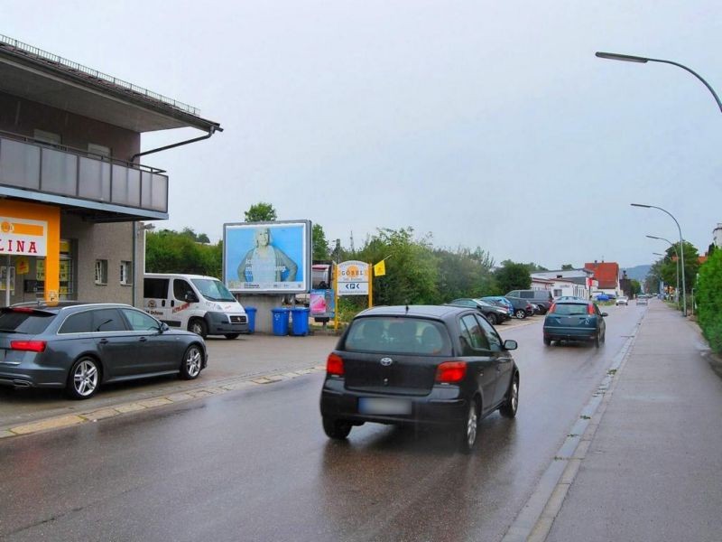 Lorcher Str.  23/Getränke Göbel quer li.