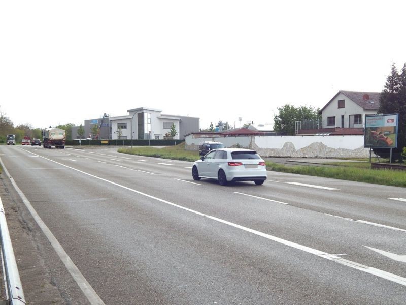 Am Badweg   1/Richard-Haniel-Str.