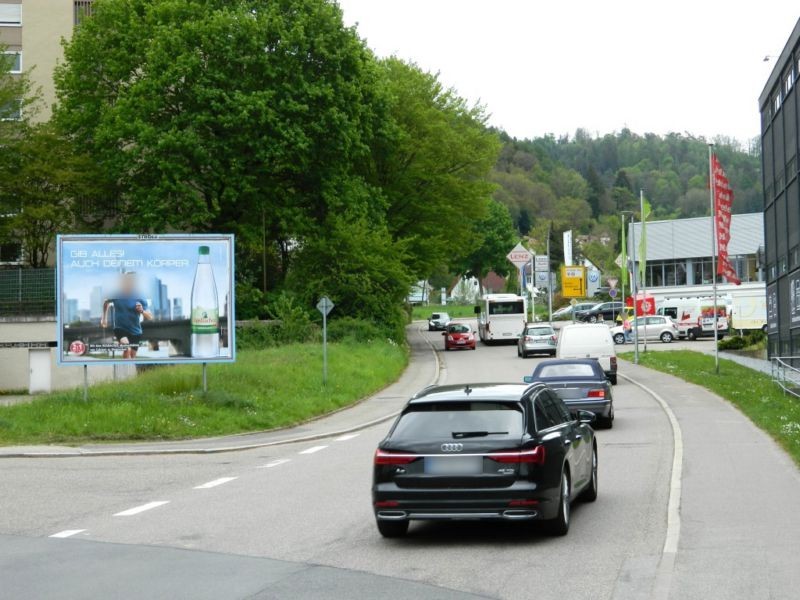 Friedrichsdorfer Str./Leininger Str. quer li.