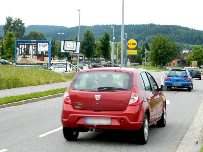 Lamer Str.  36/Lidl Si. Str quer li.