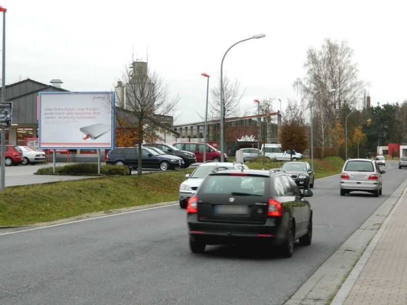 Bahnhofstr.  35 quer li.