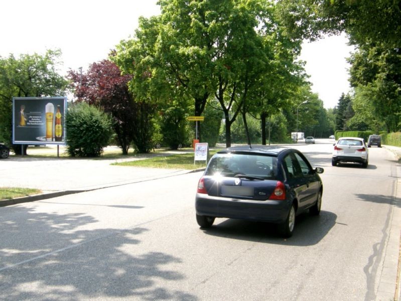 Graslitzer Str.  35/EDEKA/Si. Einf. re.