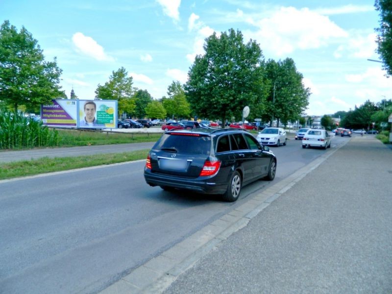 Woffenbacher Str./Nürnberger Str. li.