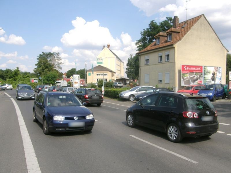 Carl-Zeiss-Str.   3 quer geg. HST