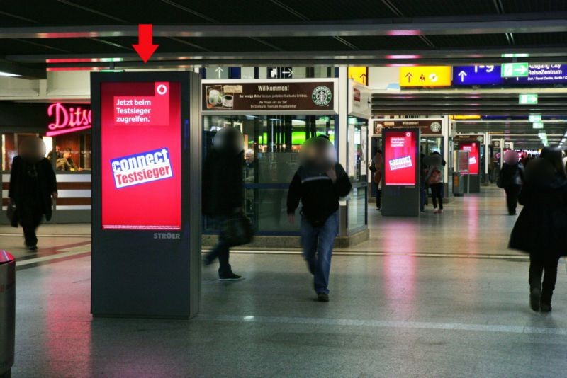 Hbf, Hauptpassage, vor Aufzug z. Gleis 1/2, 1