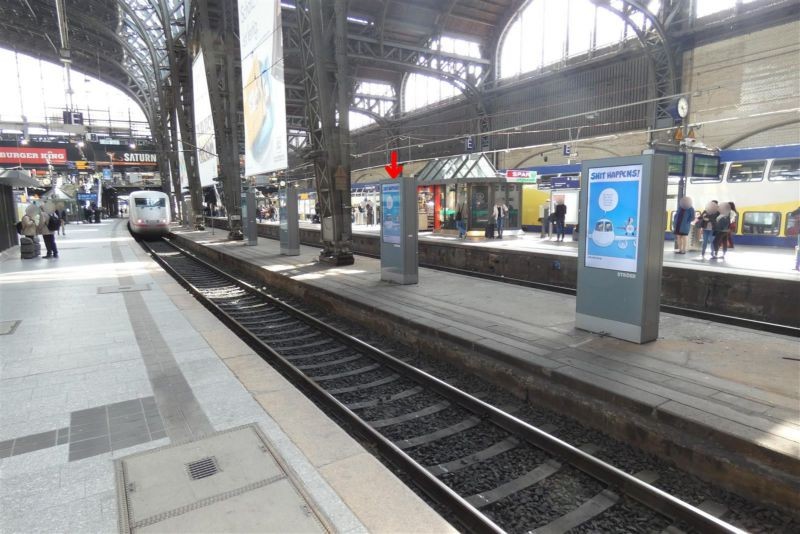 Hbf, Zwischenbahnsteig, Gleis 12/13, 7. Sto.