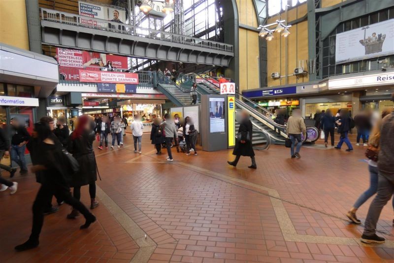 Hbf, Wandelh.,Ri.Ausg.Kirchenall.Schauspielh.