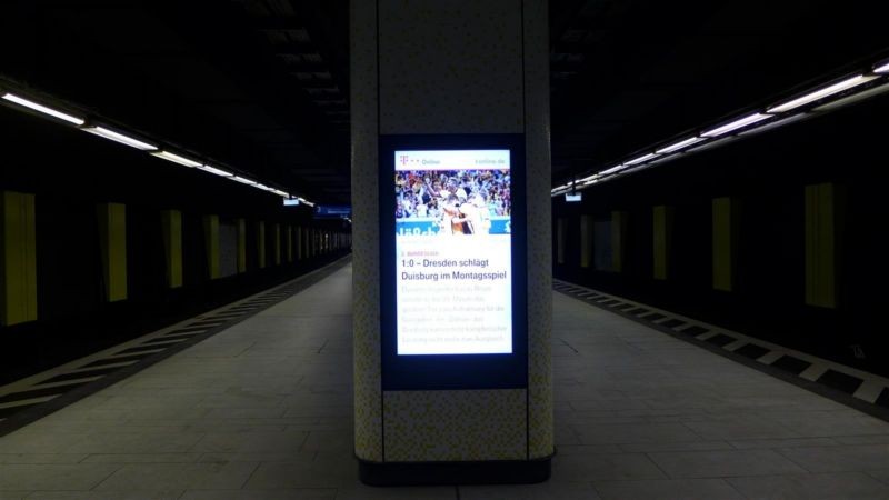 S-Bf Hauptwache, Bstg.Ende, Ri. Hbf, VS 4. Säule