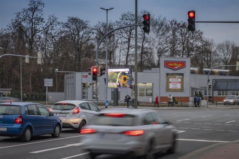 Konrad-Adenauer-Ring/Niedersachsenstr.