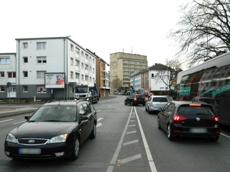 Ziethenstr. Si. Friedrich-Ebert-Str. quer CS