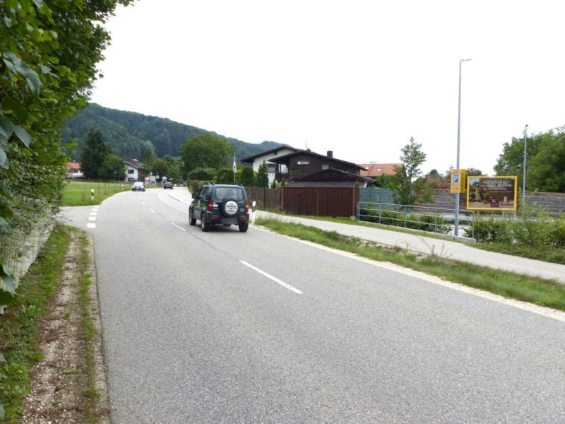 Alzinger Str.   1 Netto Si. Staudacher Str. quer