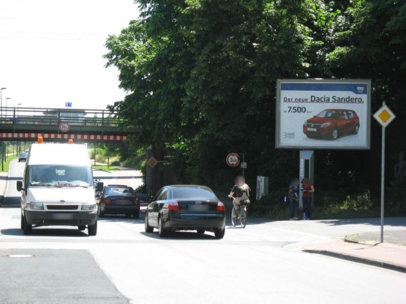 Friedrich-Alfred-Str. 182-186/Nh. Kruppstr.