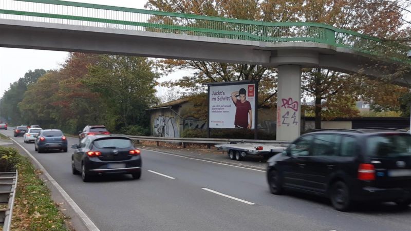 Schwanheimer Ufer/FußgängerbrückeTränkweg