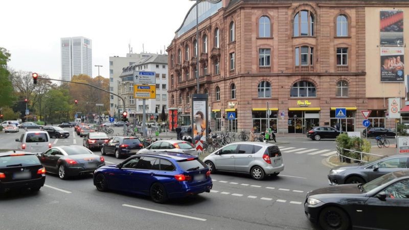 Eschenheimer Anlage  38/Oeder Weg 1/Insel/S.1