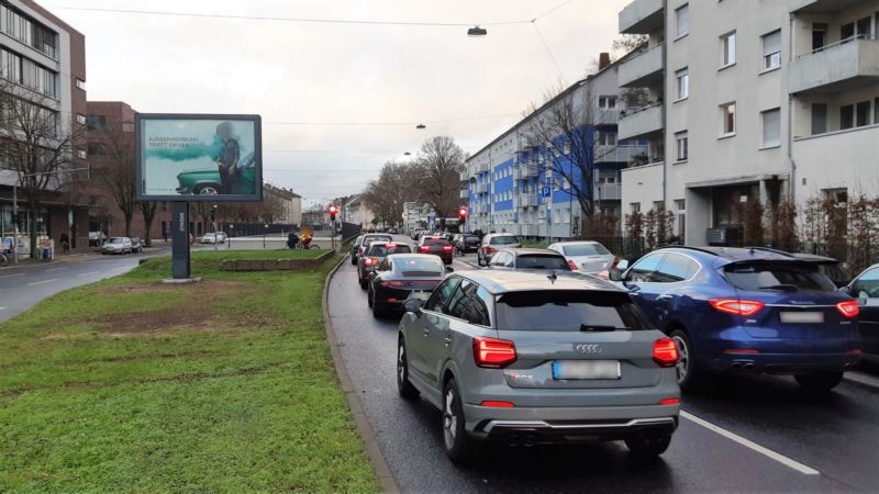 Eschersheimer Ldstr. 184/Polizeim.-Kaspar-Str/saw.