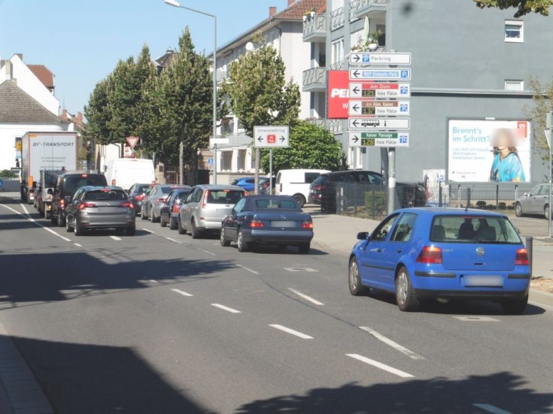 Schifferstr. 3 / Rheinstr. re. quer (B47) Penny