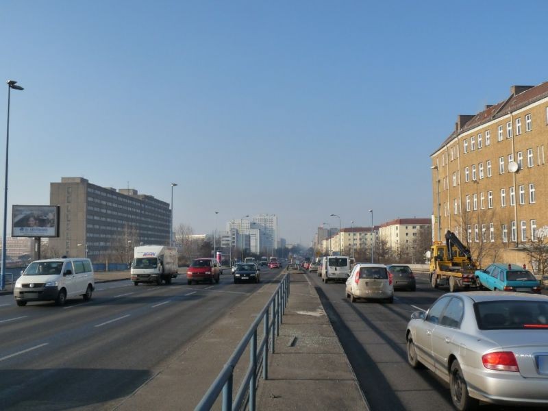 Frankfurter Allee saw./Lichtenberger Brücke/We.li.