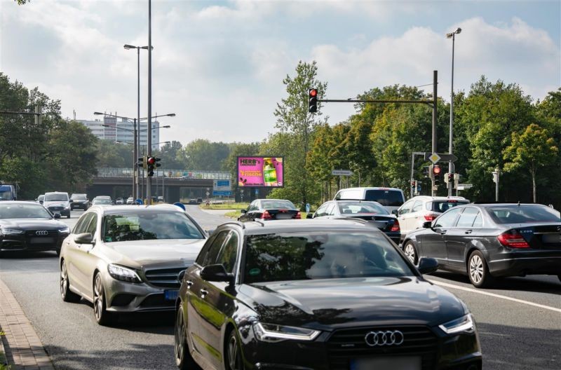 Franz-Schütte-Allee/Louis-Leitz-Str.