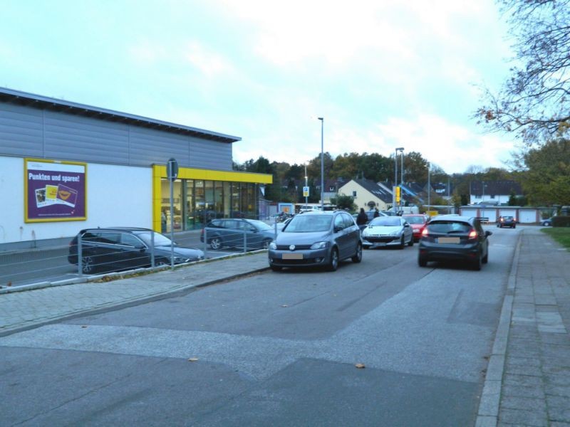 Tannenbergstr.   2/Ostpreussenring Netto