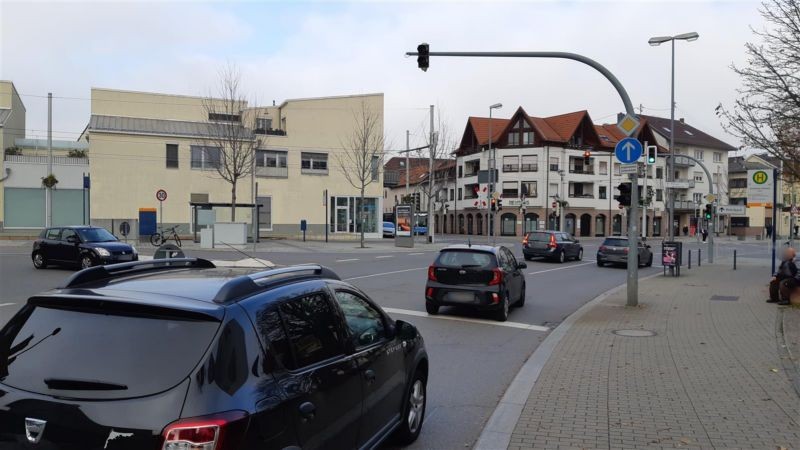 Hegenichstr./Heuauer Weg/Kirchheim Rathaus/We.li.