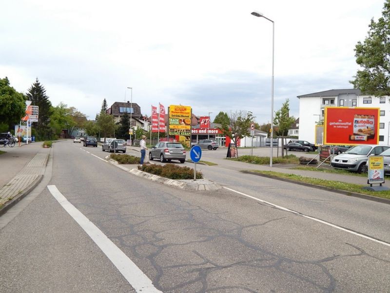 Freiburger Str. 13 (B3 quer re.) geg. REWE