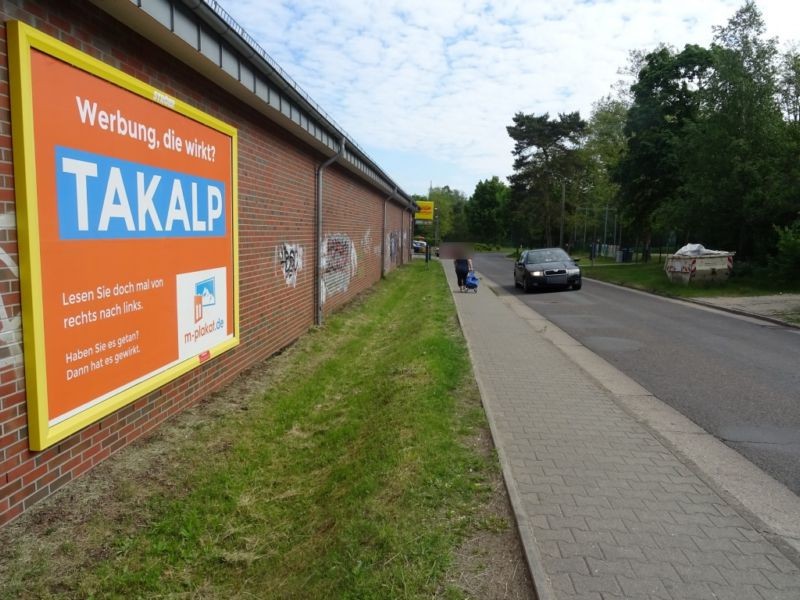 Bahnstr.  49 vor Einf. Netto