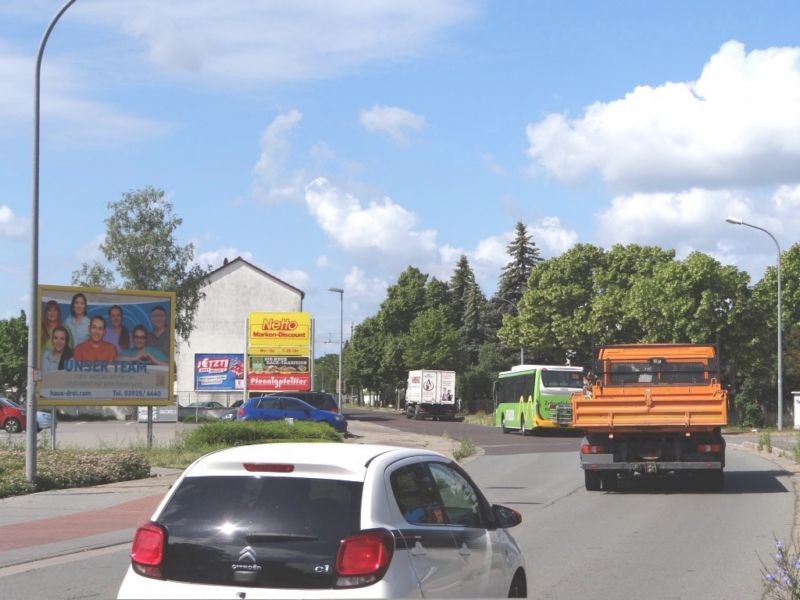 Lüderitzer Str. 25/27/Netto We.li.