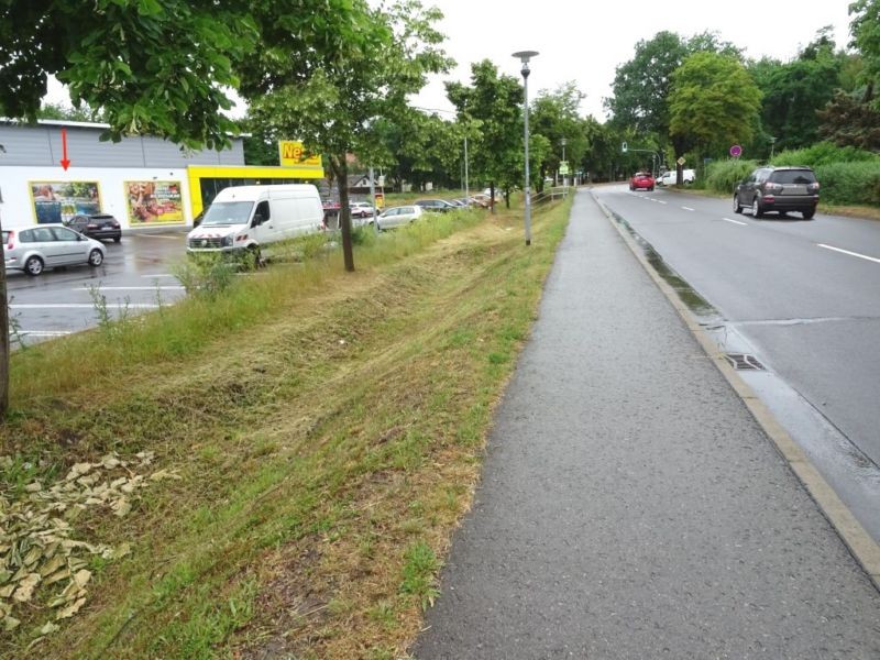 Vor dem hohen Tor/Raßbachpl. 5 li.neb. Eing. Netto