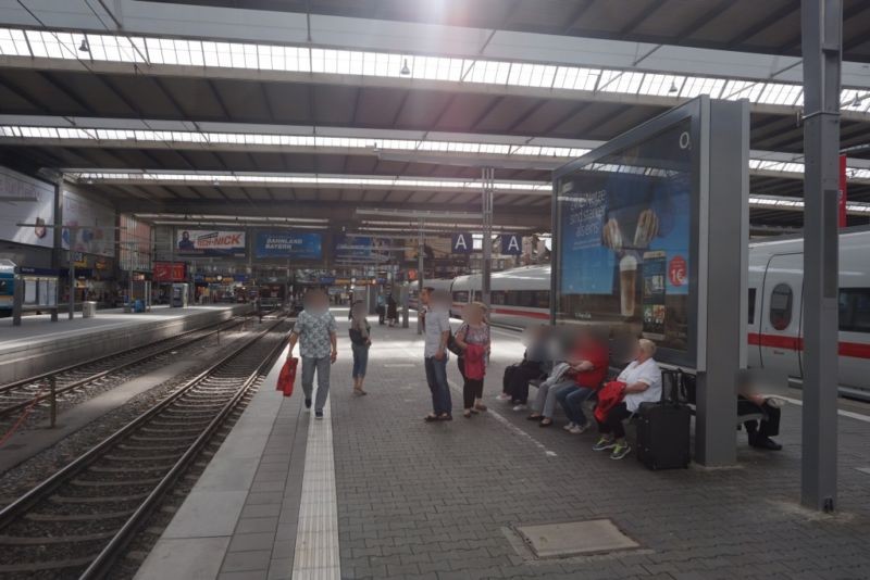 Hbf, Bstg.(SY17) Gl. 23 Ri. Hbf