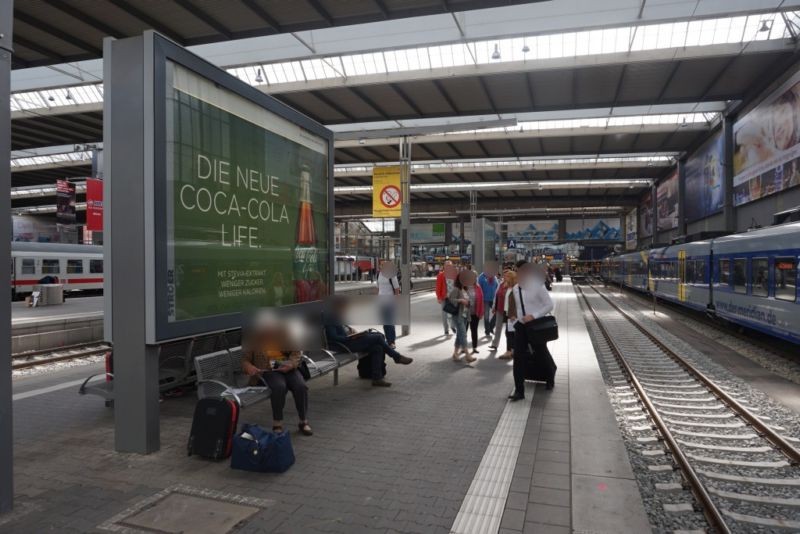 Hbf, Bstg.(SY50) Gl. 12 Ri. Ausfahrt