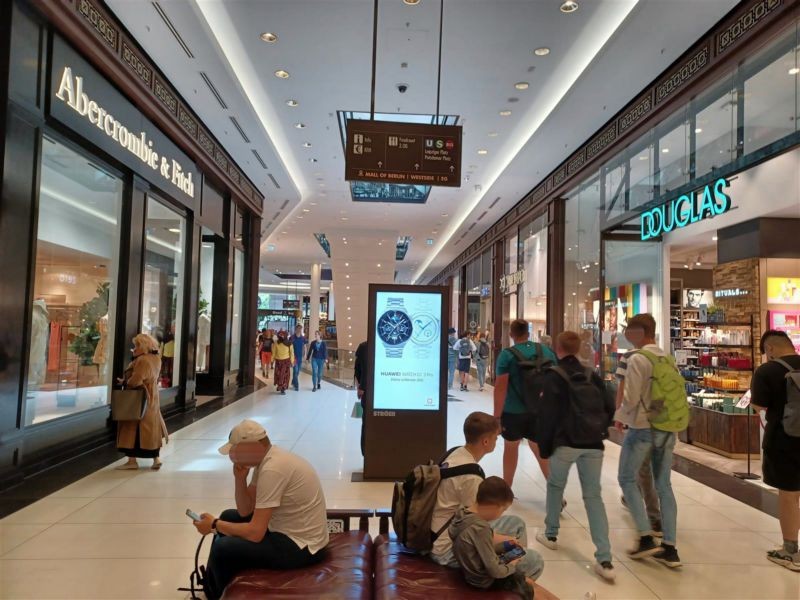 LP12_B105 (Mall of Berlin)