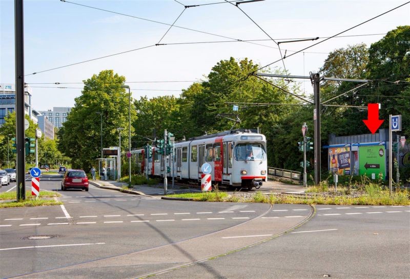 Hansaallee/Fritz-Vomfelde-Str.