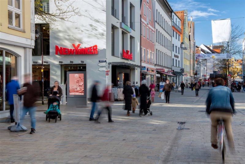 Hallstr./Ludwigstr. 30/Si. Paradeplatz