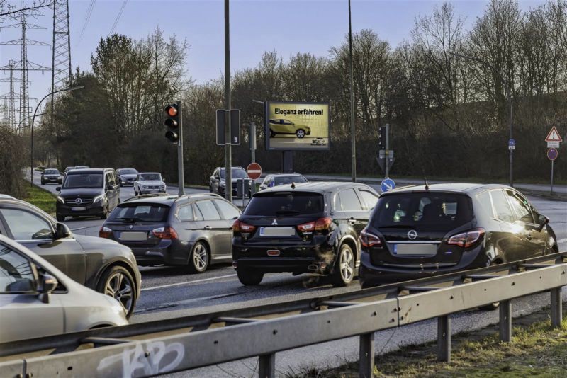 Nettelnburger Landweg Nh. Rahel-Varnhagen-Weg/saw.