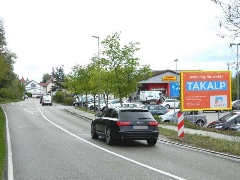 Regensburger Str.  39/Si. Str. quer re./Netto-GAM