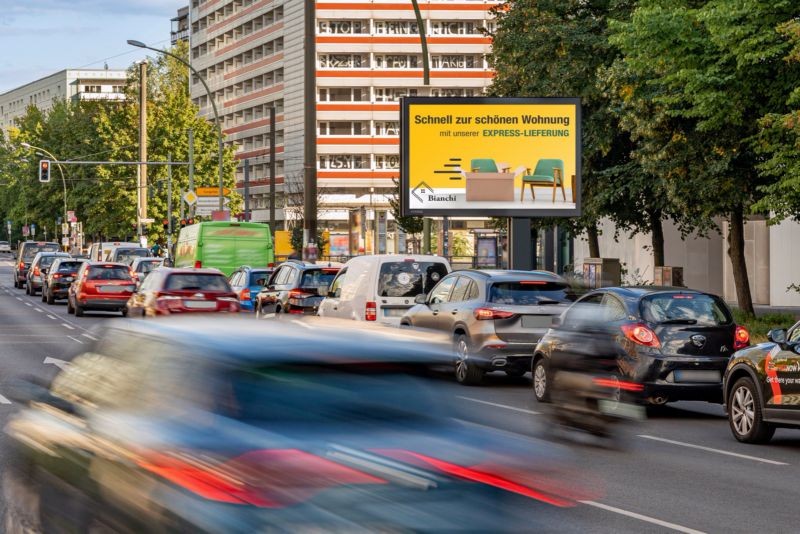 Mollstr. vor 3 Nh. Otto-Braun-Str.