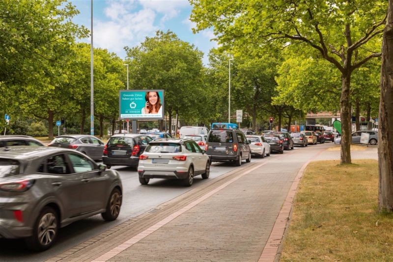 Karl-Wiechert-Allee/Stadtfelddamm/Ri. Bothfeld