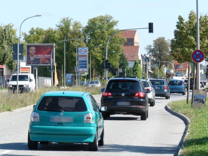 Waßmannsdorfer Chaussee   1/Feuerwache/We.li.