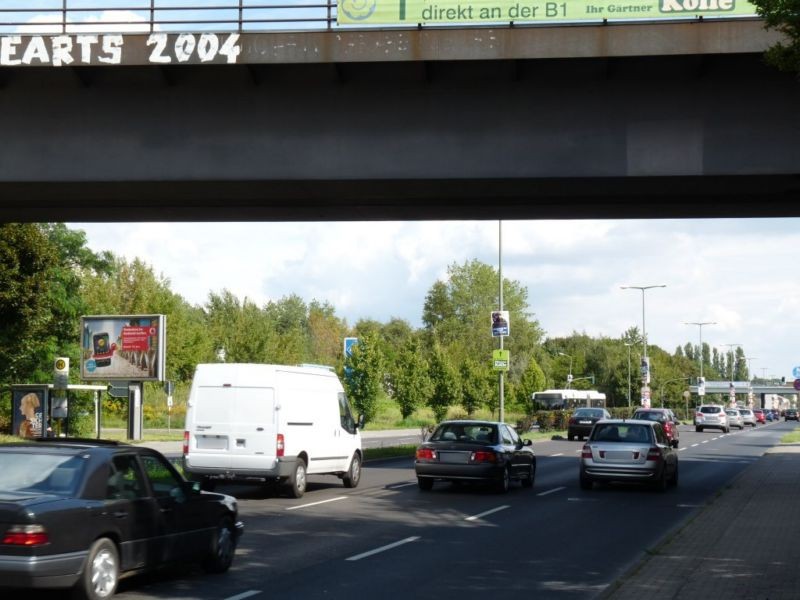 Alt-Friedrichsfelde  63/Bahnbrücke/We.li.