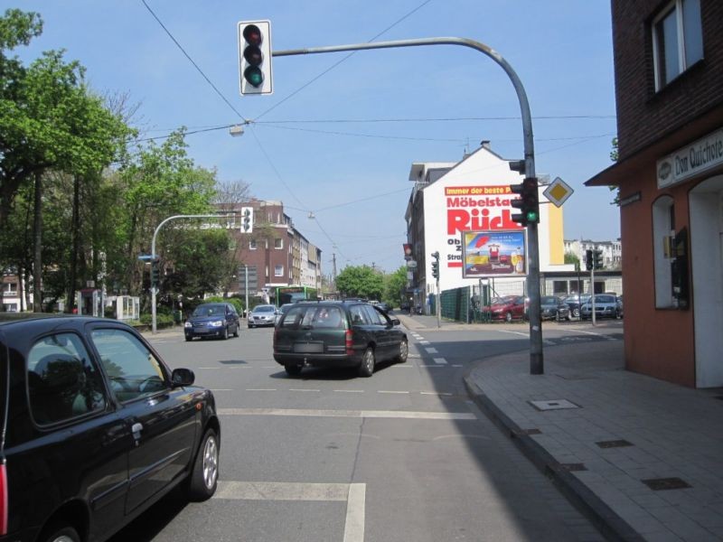 Friedrich-Karl-Str.  44/Helmholtzstr./We.re.