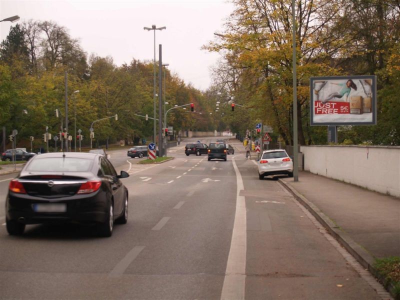 Peter-Henlein-Str.   2/Allgäuer Str.