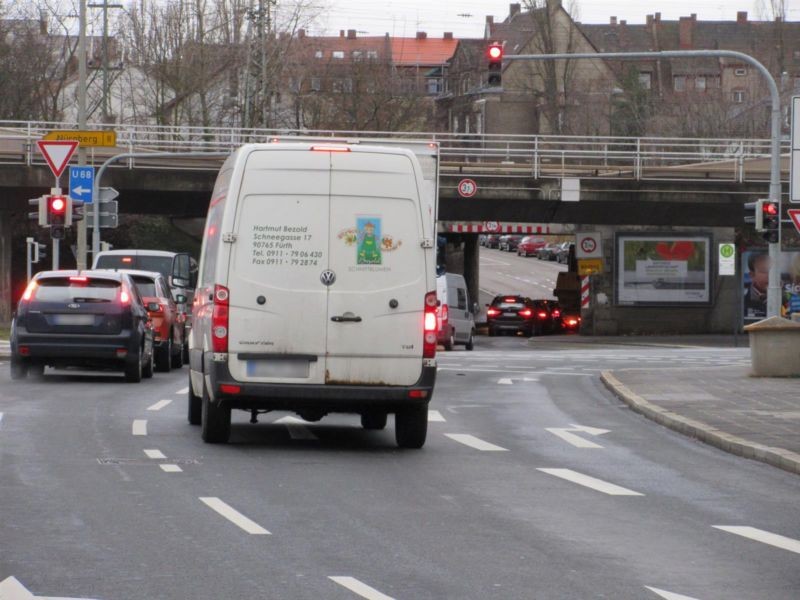 Höfener Str./DB-Brücke, Stadtgrenze