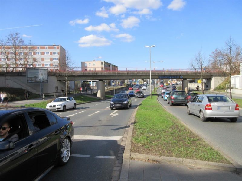 Äußere Bayreuther Str./vor DB-Brücke saw.