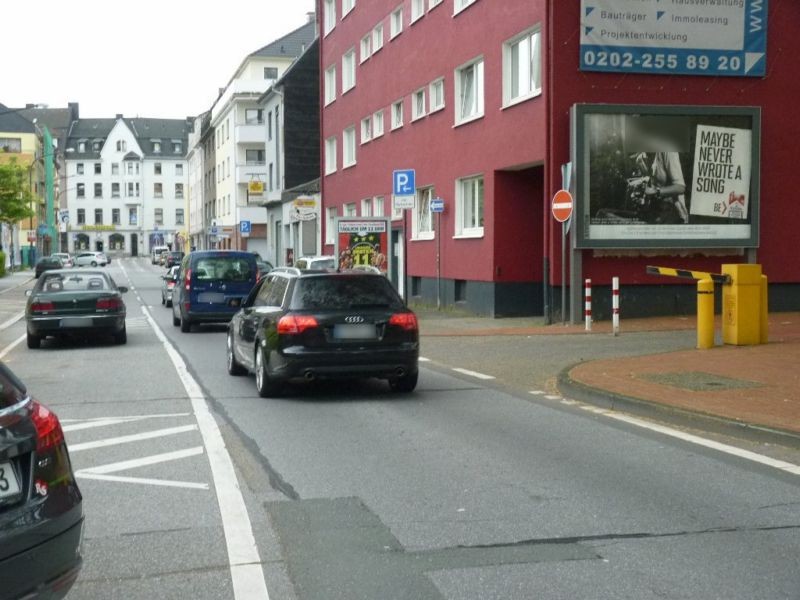 Große Flurstr.  48 quer