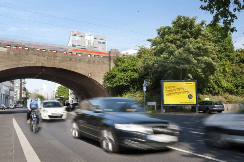 Kleyerstr. 71/vor DB-Brücke re.