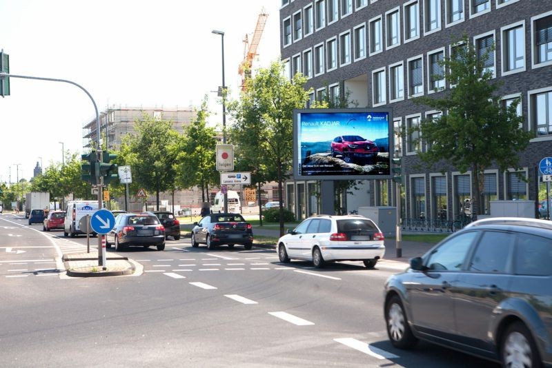 Straße des 17. Juni geg. Corintostr./We.re.