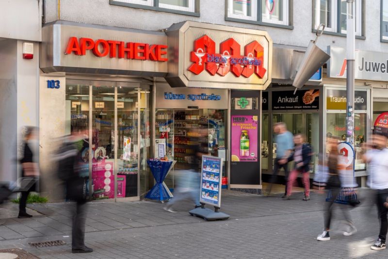 Kortumstr. 103 (Blaue Apotheke SF links)